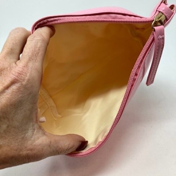 Pink Vinyl bag with gold handle cosmetic brushes - Picture 7 of 8